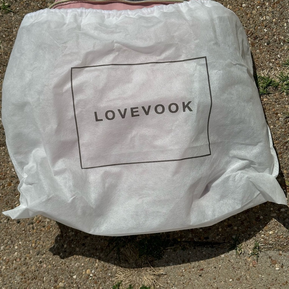 Lovevook laptop back pack - Picture 7 of 8